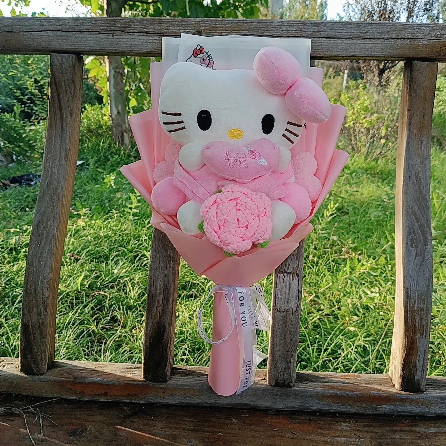 Hello Kitty Plushy Bouquet
